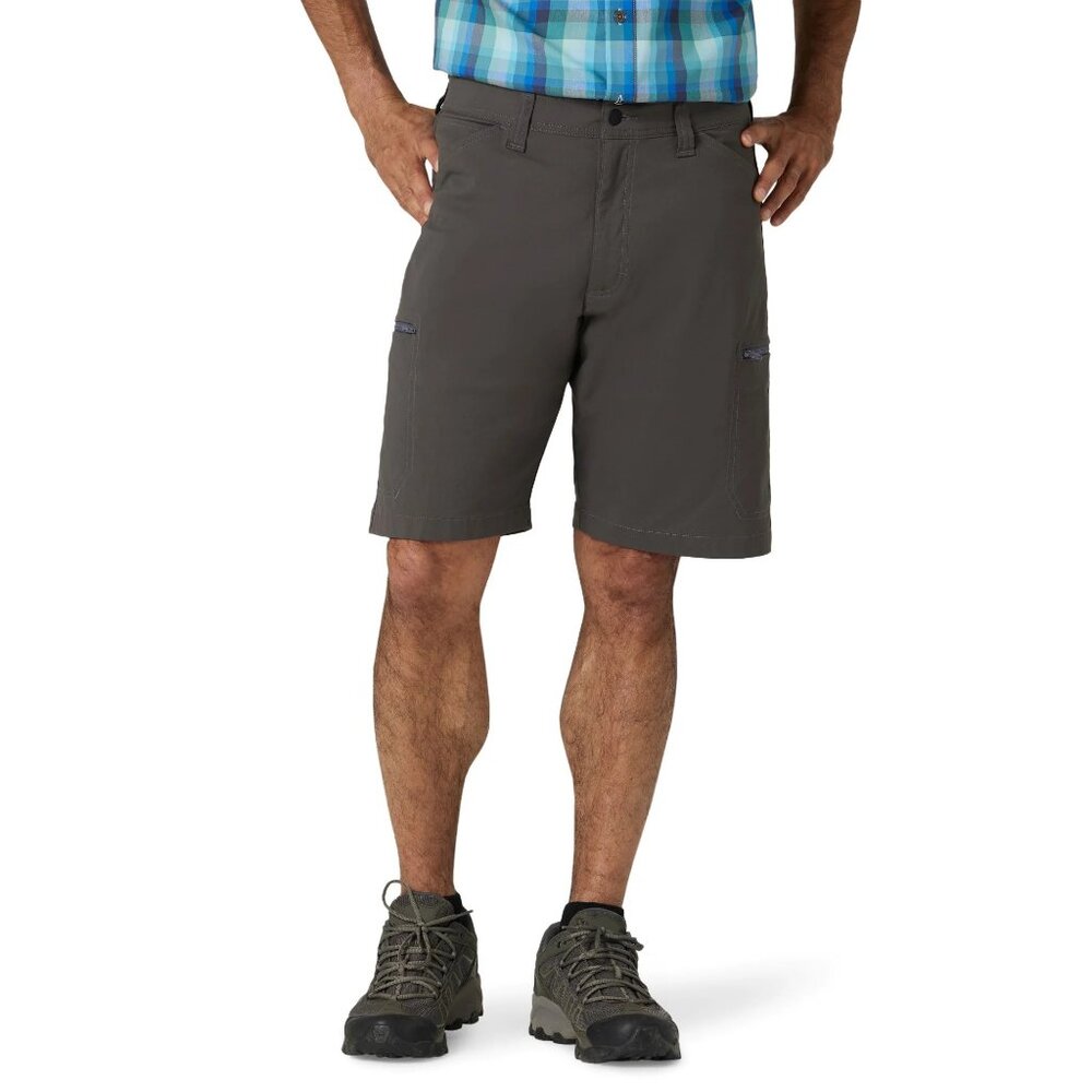 Wrangler Performance Zip Cargo Short Relaxed Fit UPF 50 Mens Sz 46, 48 Dark Gray